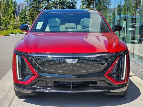 New 2026 Cadillac Lyriq Premium Sport AWD/4WD image 8