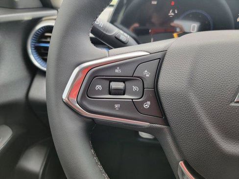 New 2026 Chevrolet Trax LT w/ Driver Confidence Package FWD image 18