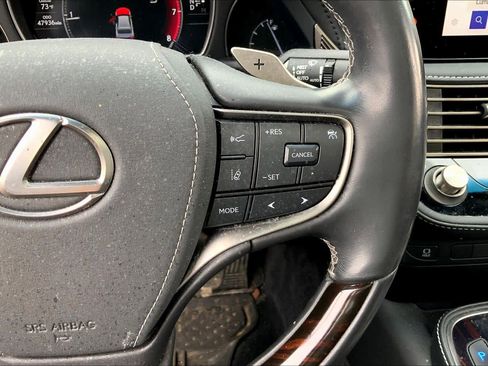 Certified 2023 Lexus LS 500 AWD w/ Interior Upgrade Package image 23