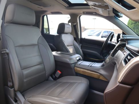 Used 2017 GMC Yukon Denali w/ Open Road Package AWD/4WD image 40