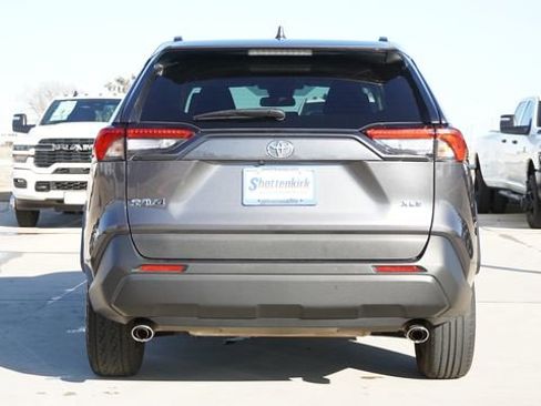 Used 2024 Toyota RAV4 XLE image 8