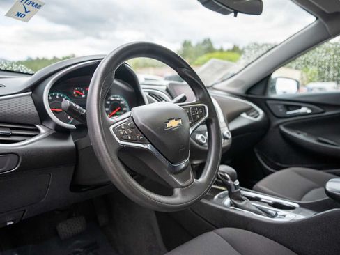 Used 2024 Chevrolet Malibu LT FWD image 10