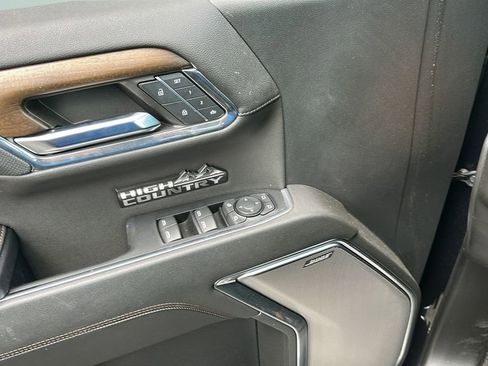 Used 2024 Chevrolet Silverado 1500 High Country w/ Technology Package image 25