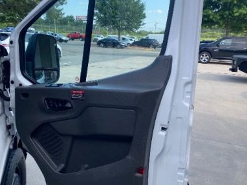 Used 2021 Ford Transit 250 Low Roof w/ Exterior Upgrade Package RWD image 16
