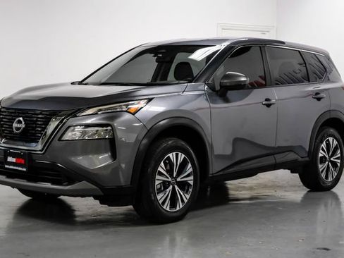 Used 2022 Nissan Rogue SV image 8