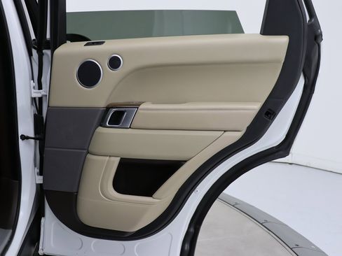 Used 2016 Land Rover Range Rover Sport Supercharged image 38