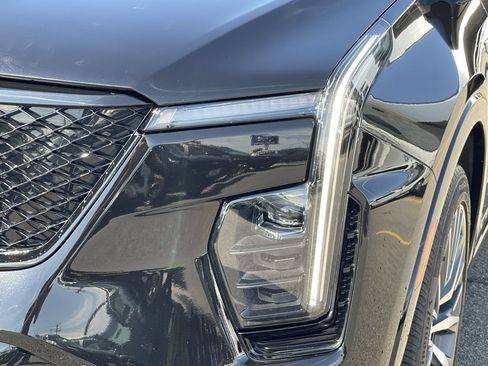 Used 2024 Cadillac XT4 Sport AWD/4WD image 17