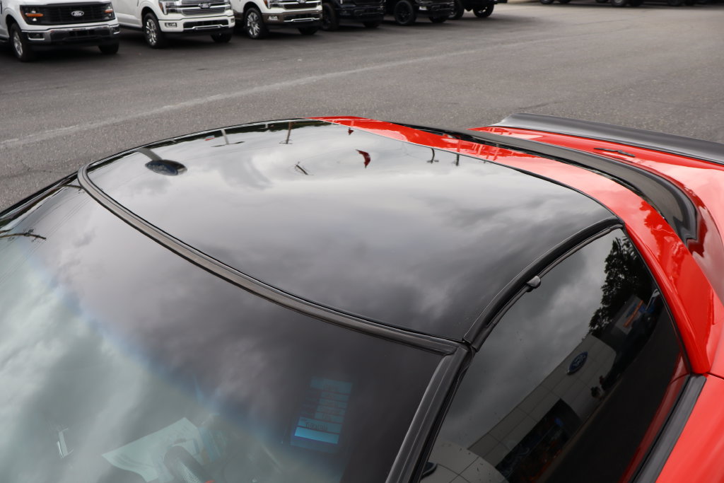Used 2001 Chevrolet Corvette Coupe RWD image 18