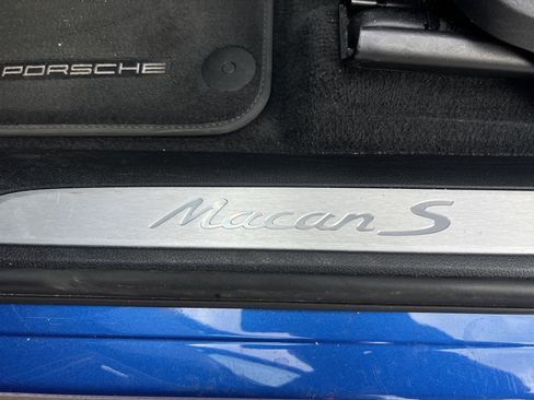 Used 2019 Porsche Macan S AWD/4WD image 45