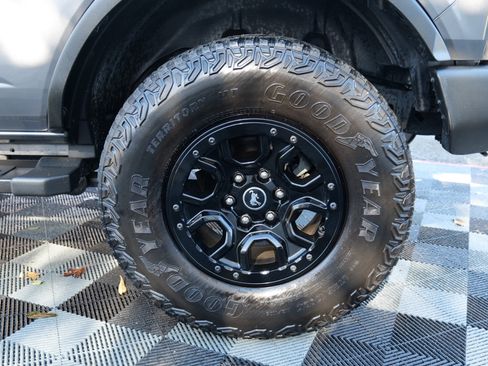 Used 2022 Ford Bronco Wildtrak image 86