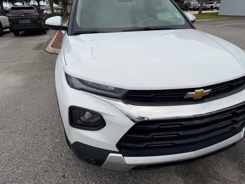 Used 2021 Chevrolet TrailBlazer LT w/ Convenience Package FWD image 14