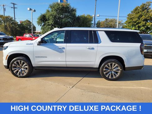 New 2026 Chevrolet Suburban High Country RWD image 2