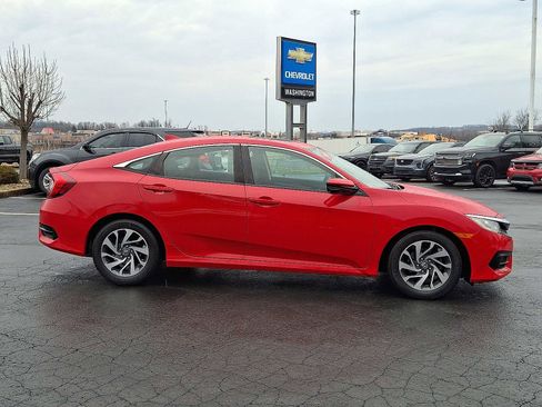 Used 2017 Honda Civic EX image 7