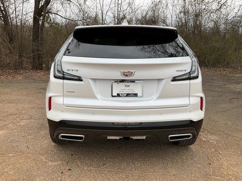 Certified 2025 Cadillac XT4 Sport image 24