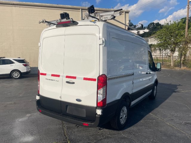 Used 2019 Ford Transit 250 130 Medium Roof w/ Exterior Upgrade Package RWD image 6
