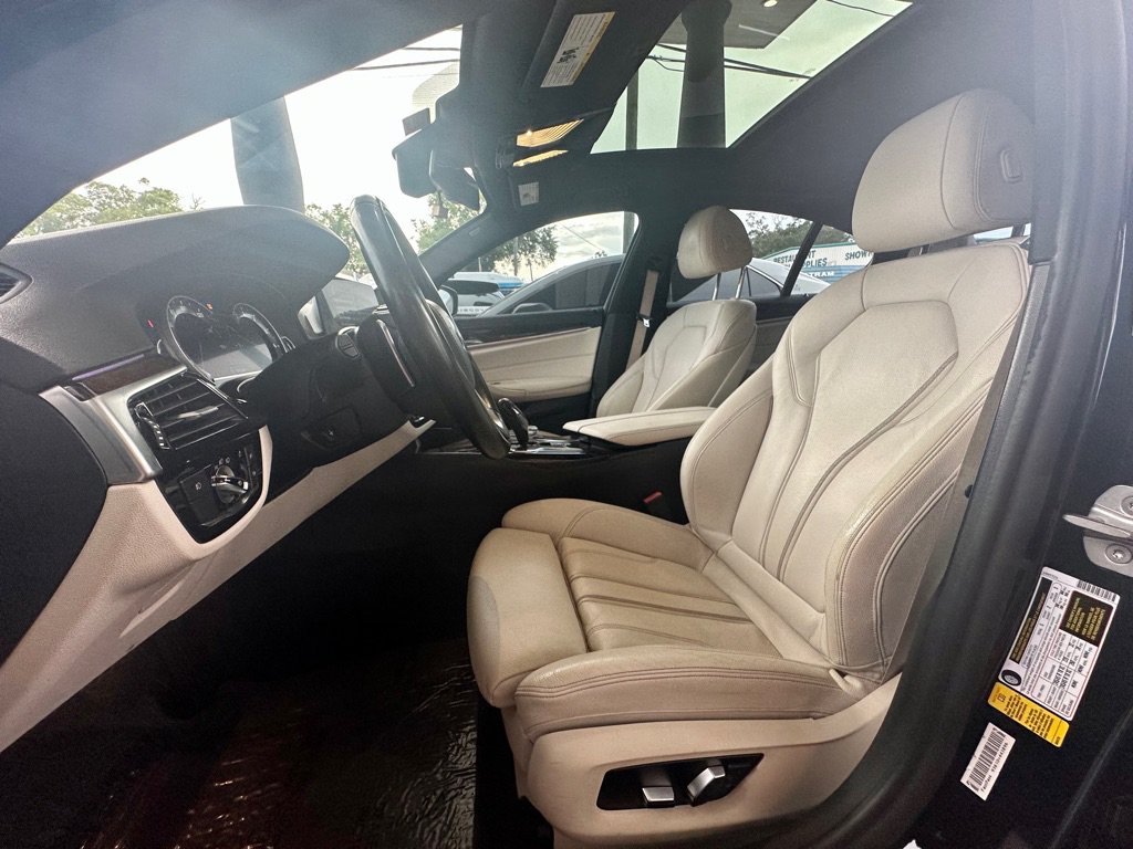 Used 2017 BMW 540i RWD image 14