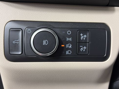 Used 2020 Ford Escape SEL AWD/4WD image 32