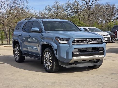 Used 2025 Toyota 4Runner Limited image 2