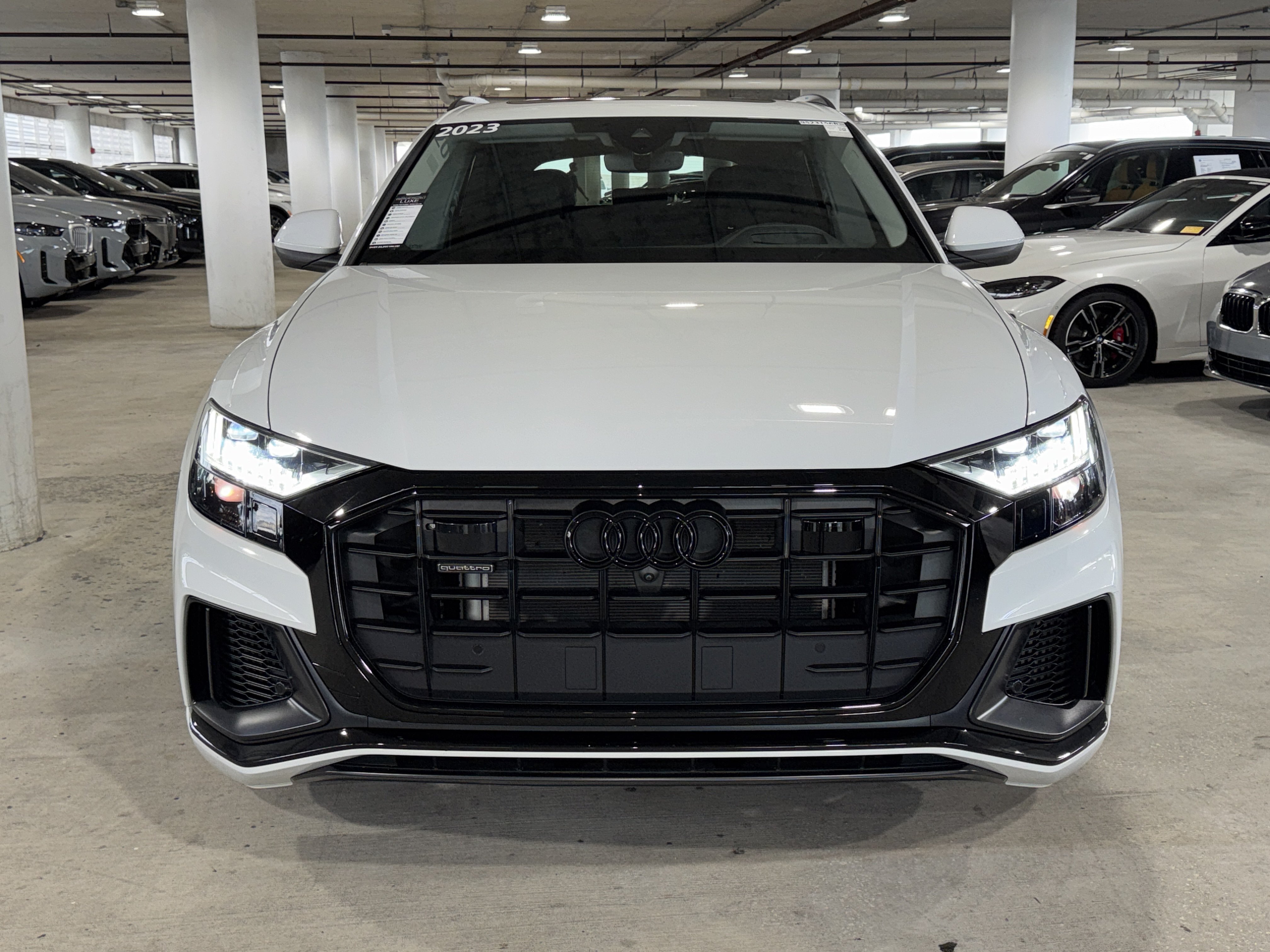 Used 2023 Audi Q8 Prestige AWD/4WD image 3