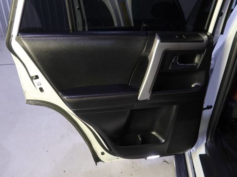 Used 2024 Toyota 4Runner Limited image 31