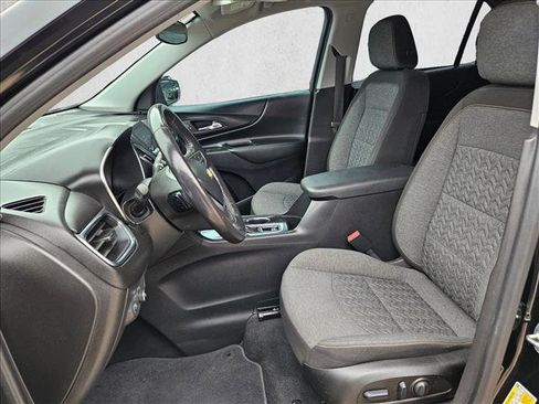 Used 2022 Chevrolet Equinox LT FWD image 17