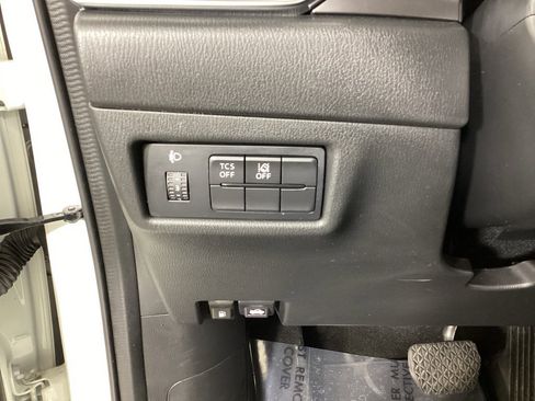 Used 2020 MAZDA CX-5 Sport image 18