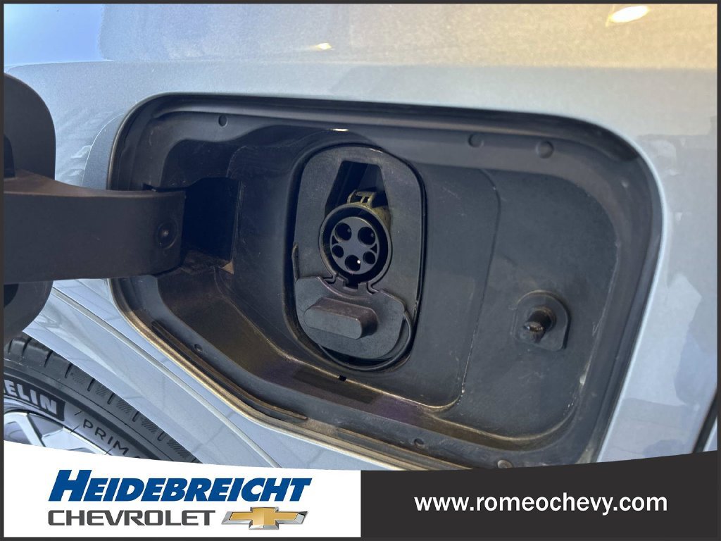 Used 2024 Chevrolet Equinox EV LT FWD image 36