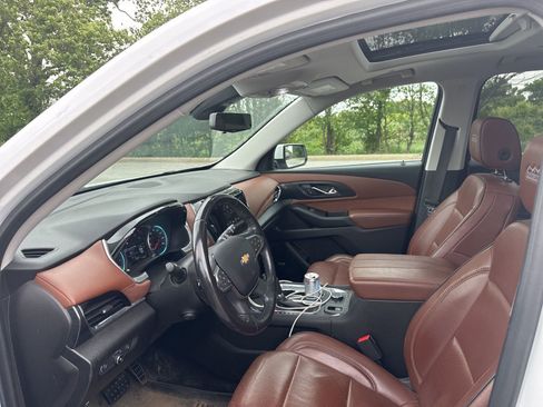 Used 2018 Chevrolet Traverse High Country AWD/4WD image 6