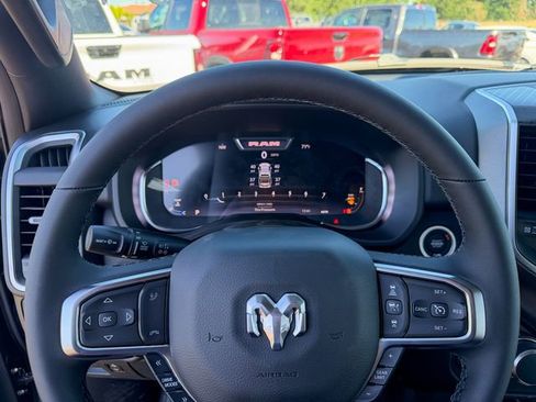 New 2026 RAM 1500 Big Horn AWD/4WD image 16