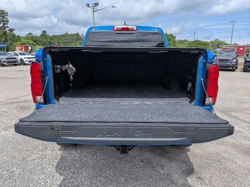 Used 2023 Chevrolet Colorado ZR2 w/ ZR2 Convenience Package III AWD/4WD image 13