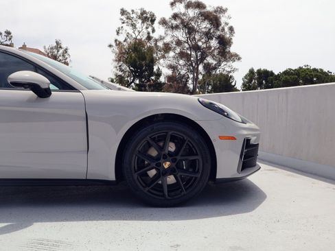 New 2026 Porsche Panamera 4 AWD/4WD image 11
