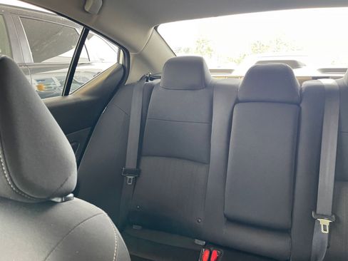 Used 2025 Nissan Altima 2.5 SV image 39