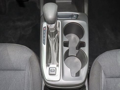 Used 2024 Chevrolet Trax LS image 19