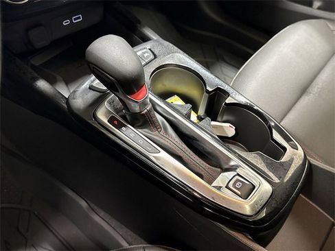 Used 2025 Chevrolet Trax RS w/ Sunroof Package image 21