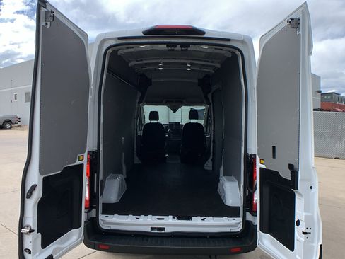 Used 2023 Ford Transit 250 148 High Roof AWD image 27