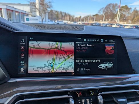 Used 2022 BMW X5 xDrive45e w/ Luxury Seating Package image 23