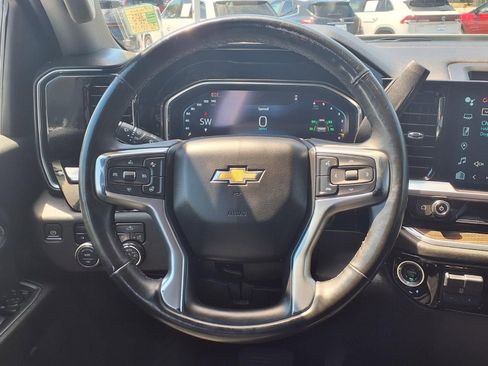 Used 2024 Chevrolet Silverado 2500 LT AWD/4WD image 12