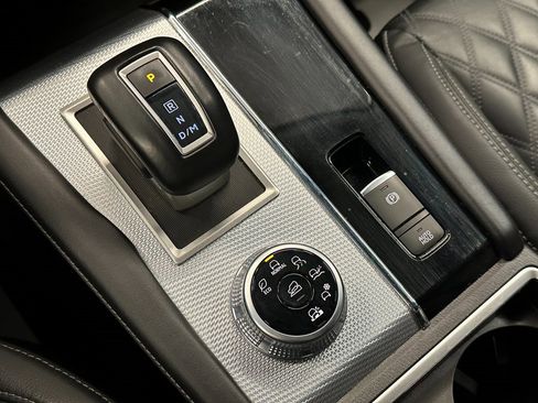 Used 2022 Mitsubishi Outlander SEL image 16