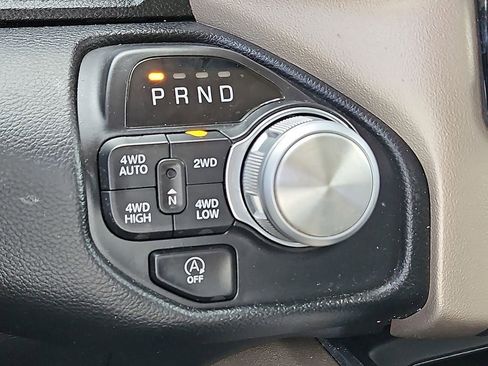 Used 2020 RAM 1500 Laramie AWD/4WD image 14