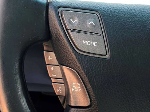 Used 2011 Lexus LS 460 AWD w/ Luxury Value Edition image 16