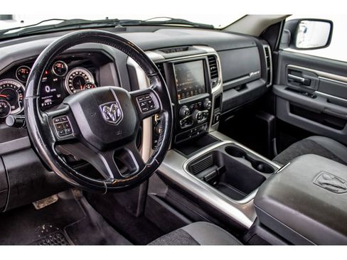 Used 2016 RAM 1500 Big Horn AWD/4WD image 18