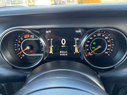 Used 2021 Jeep Wrangler Unlimited Sport image 19