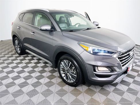 Used 2020 Hyundai Tucson Limited FWD image 1