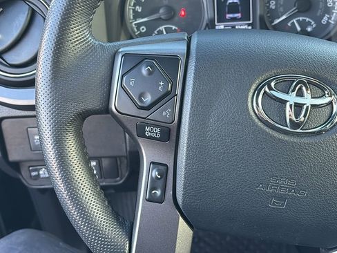 Used 2023 Toyota Tacoma TRD Sport image 17