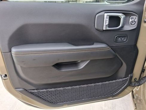 New 2026 Jeep Gladiator Sport image 18