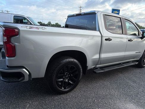 Used 2022 Chevrolet Silverado 1500 RST AWD/4WD image 8