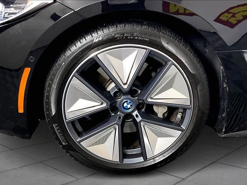 Used 2024 BMW i4 eDrive40 w/ Premium Package image 10