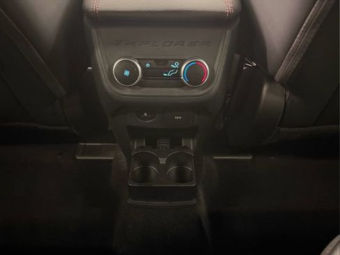 Used 2025 Ford Explorer ST-Line AWD/4WD image 18