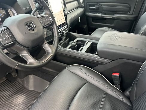 Used 2024 RAM 2500 Limited image 11