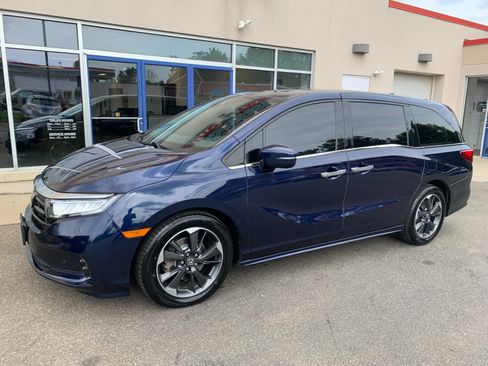 Used 2023 Honda Odyssey Elite image 1